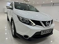 Nissan Qashqai 1.2 DIG-T CVT 2015 White Rear Entertainment